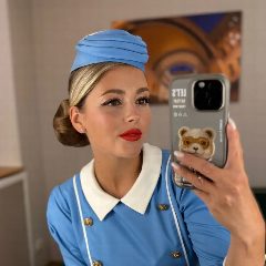 Канал Будни Анны Михайловской в мессенджере MAX — 16 495 подписчиков