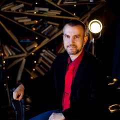 Канал ApuhtinTraffic в мессенджере MAX — 10 подписчиков