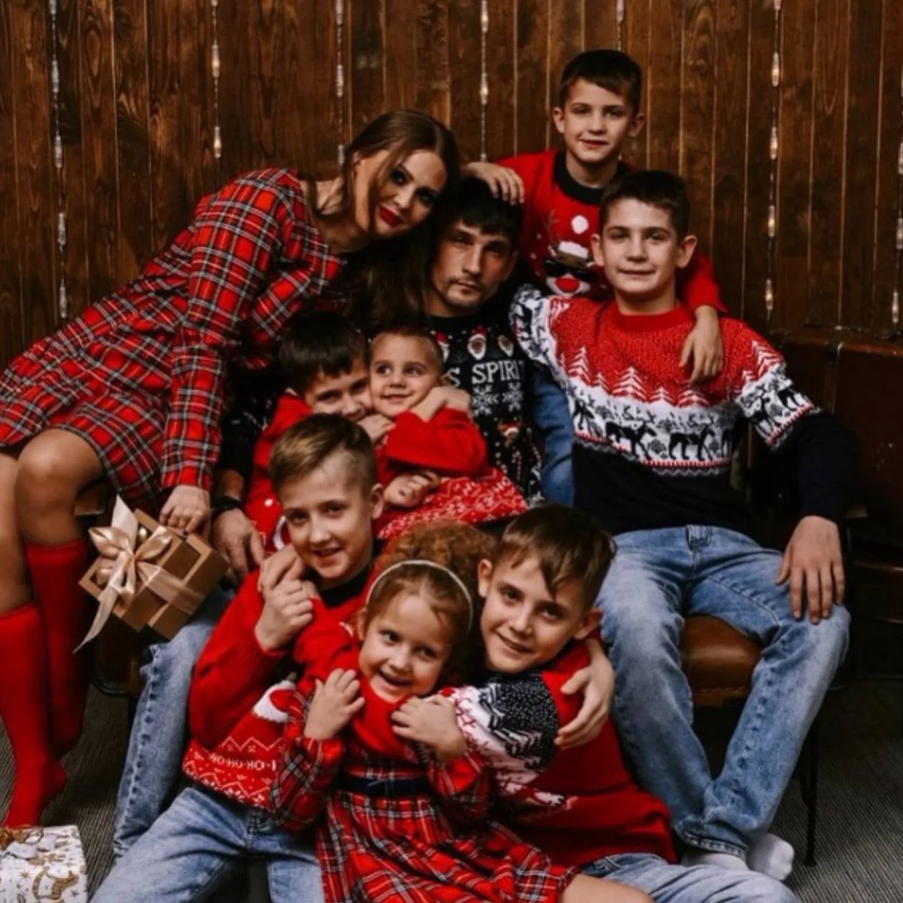 Канал 8 раз мама +1 в мессенджере MAX — 36 679 подписчиков