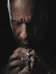 Канал Hollystars в мессенджере MAX — 213 подписчиков