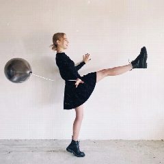 Канал Настя шла и нашла в мессенджере MAX — 9 949 подписчиков