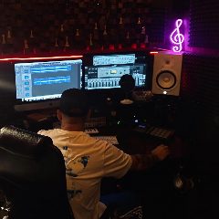 Канал 🎧📀Roman Solomono🎤🎹 в мессенджере MAX — 185 подписчиков