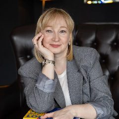 Канал Elena_EGE_OGE в мессенджере MAX — 1 042 подписчика