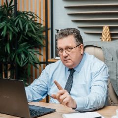 Канал В точку! Рост прибыли в пищевке с Романом Устениковым в мессенджере MAX — 33 подписчика