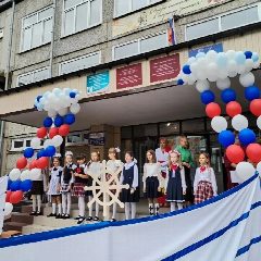 Канал МБОУ г. Иркутска СОШ№35 им. Александра Вампилова в мессенджере MAX — 858 подписчиков