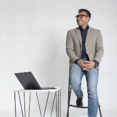 Канал Евгений Зеленков — эксперт по загородной недвижимости Киевского шоссе и руководитель бюро «Ипомакс» в мессенджере MAX — 132 подписчика