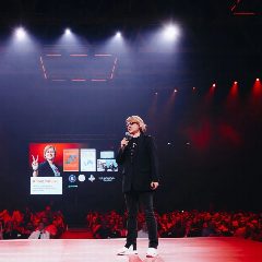 Канал Нейросети, Маркетинг и Продажи от Юлии Раковой в мессенджере MAX — 1 422 подписчика