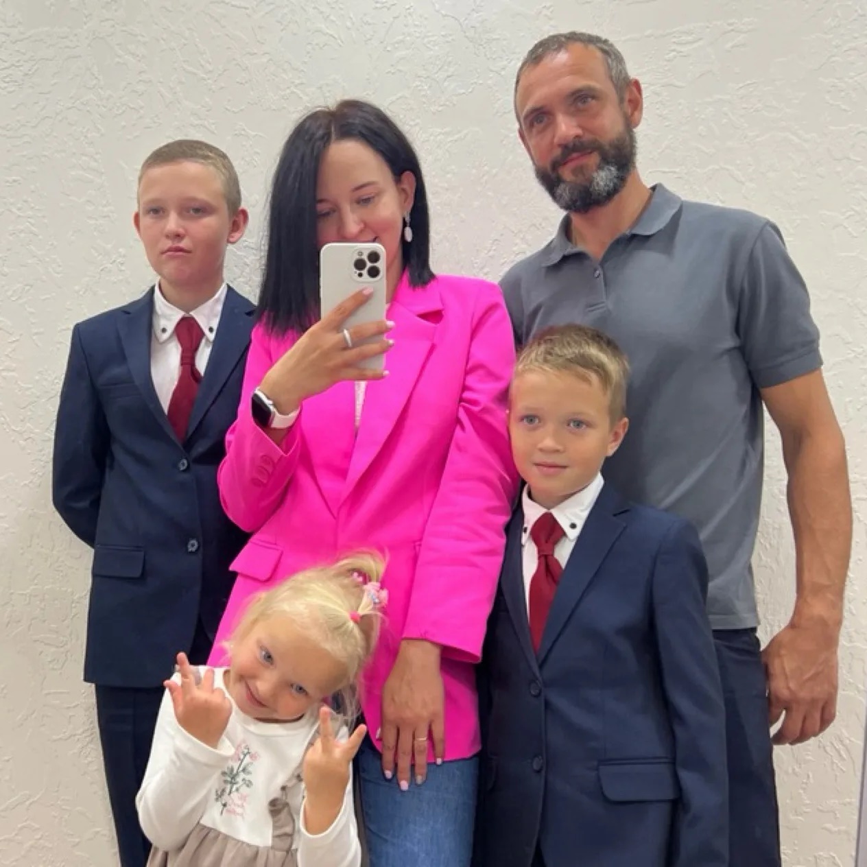 Канал Ksu_family_ в мессенджере MAX — 12 435 подписчиков