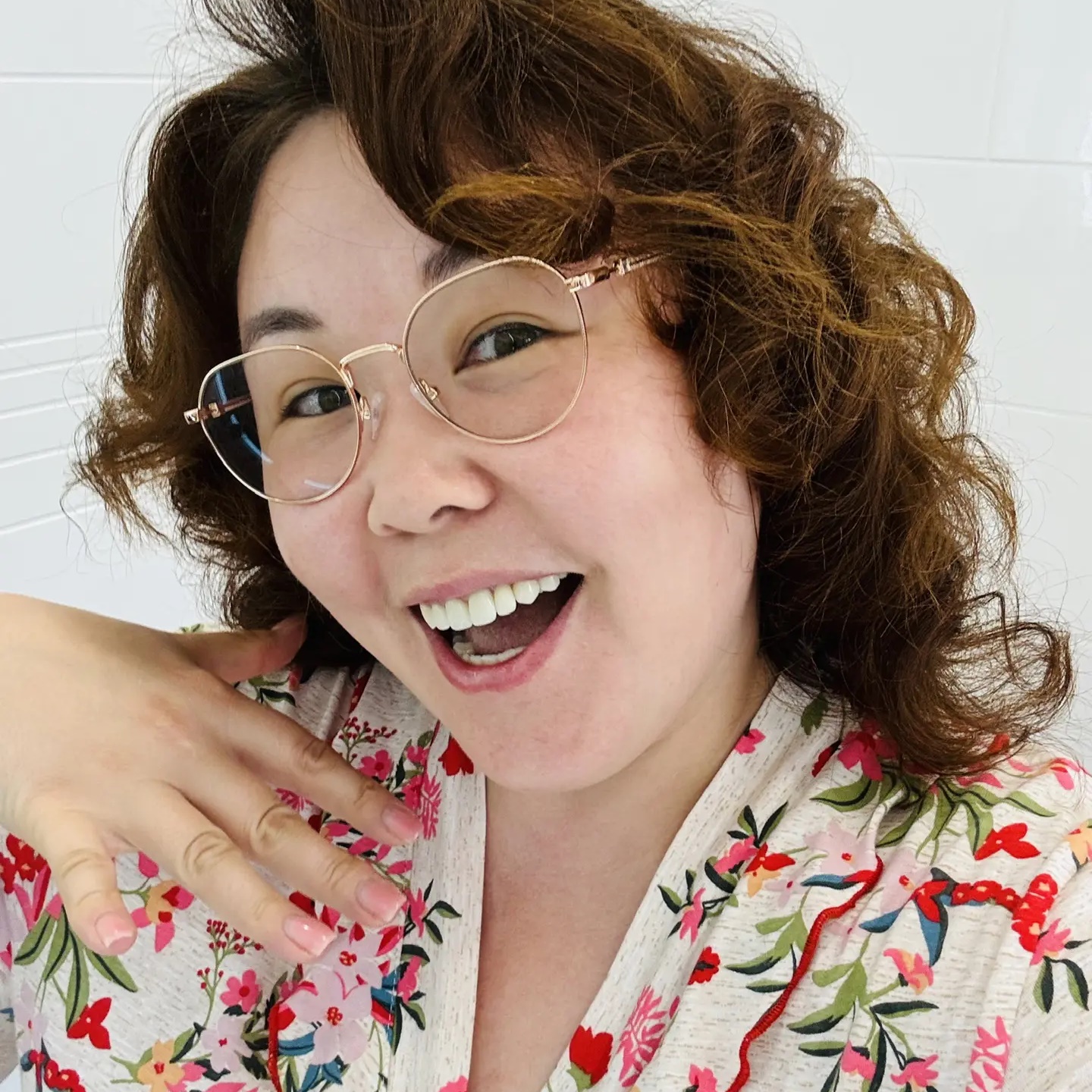 Канал МАША ИЩЕТ в мессенджере MAX — 6 889 подписчиков