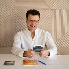 Канал СЧАСТЬЕ ДарОМ ОКО ВОЗРОЖДЕНИЯ Олег Макеев ОМ в мессенджере MAX — 89 подписчиков