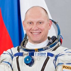 Канал Olegmks в мессенджере MAX — 2 375 подписчиков