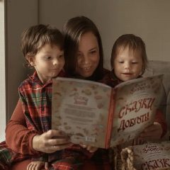 Канал СКАЗКИ ДОБРОТЫ САШИ ЖИХАРЕВОЙ в мессенджере MAX — 2 010 подписчиков