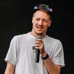Канал Уставший техдир в мессенджере MAX — 246 подписчиков